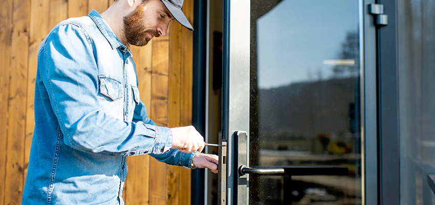 Frameless Glass Storefront Door Locks Replacement in Clovis, CA