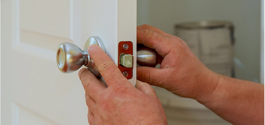 AAA Locksmiths For lock Replacement in Clovis, California