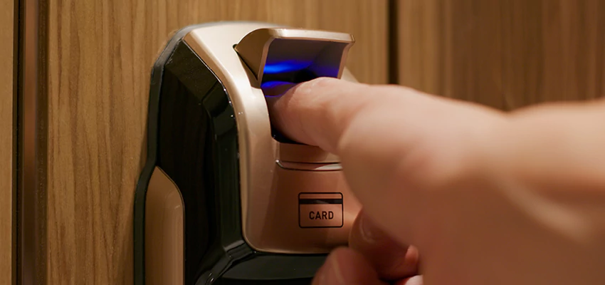 Locksmith Company For Window Lock Installation in Clovis, California